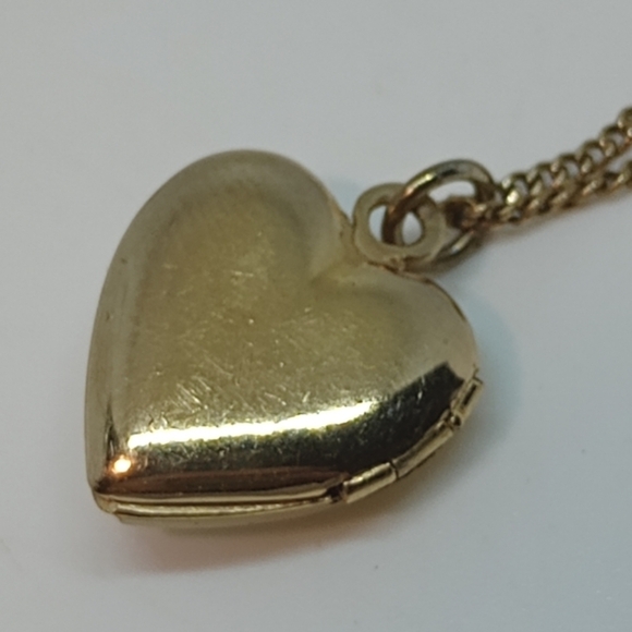 * vintage 14k GF mother of pearl heart shaped cross locket on 12k GF chain - Picture 6 of 7